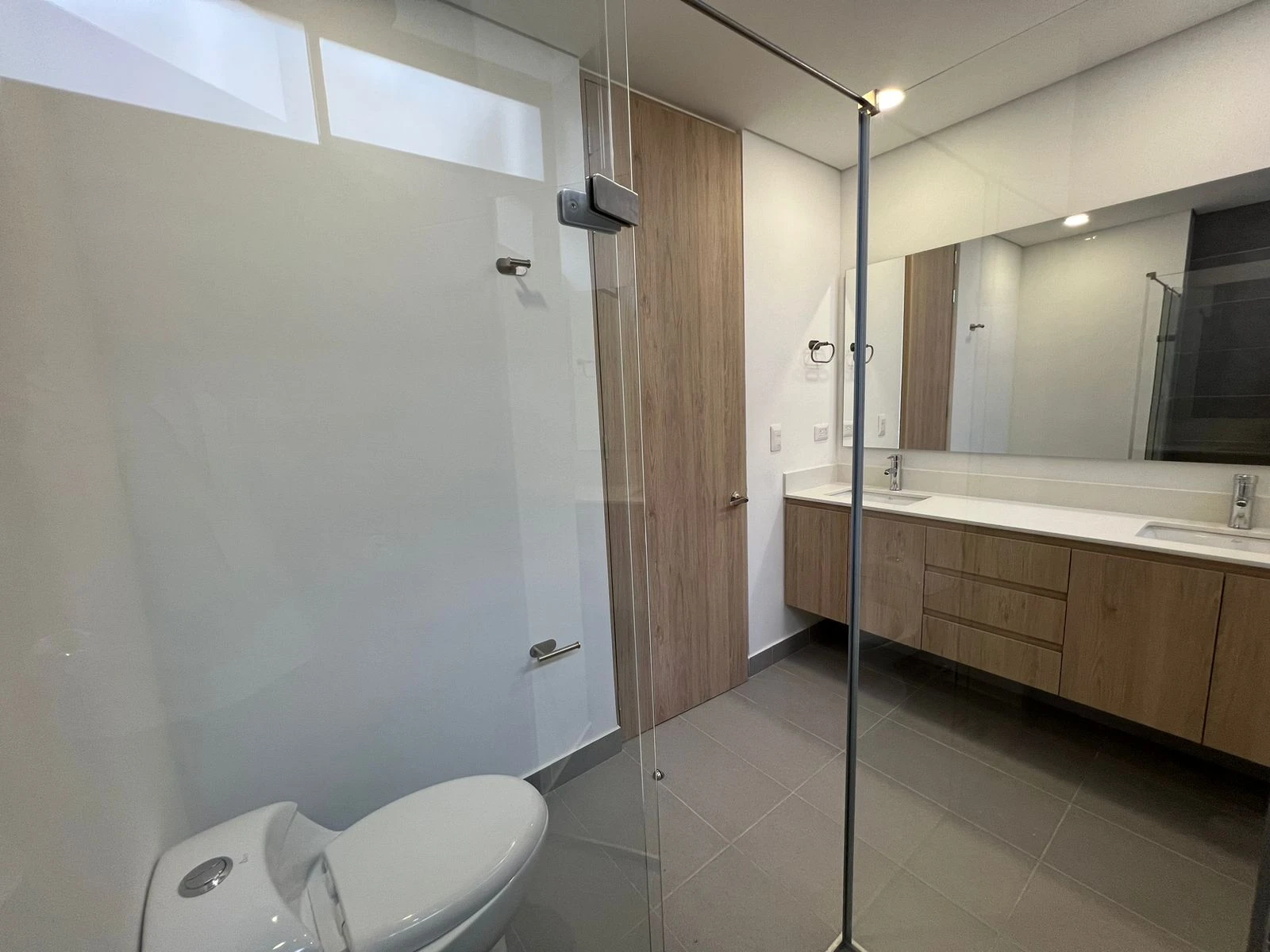ARRIENDO APARTAMENTO EN EL POBLADO