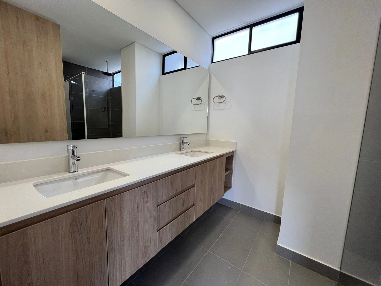 ARRIENDO APARTAMENTO EN EL POBLADO