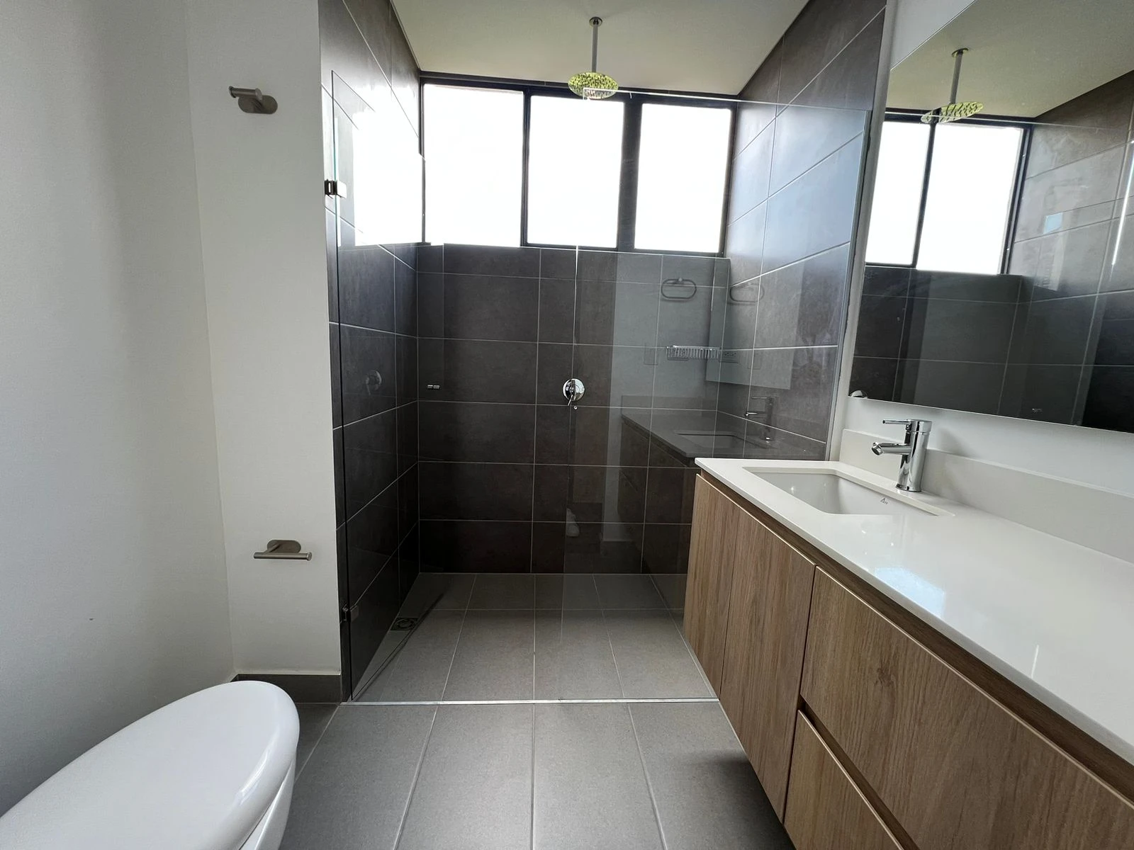 ARRIENDO APARTAMENTO EN EL POBLADO