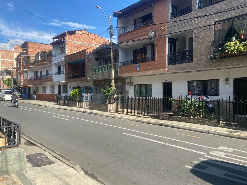 Apartamento en arriendo sector Niquia