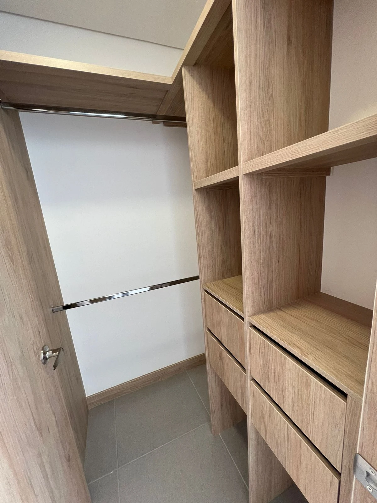 ARRIENDO APARTAMENTO EN EL POBLADO