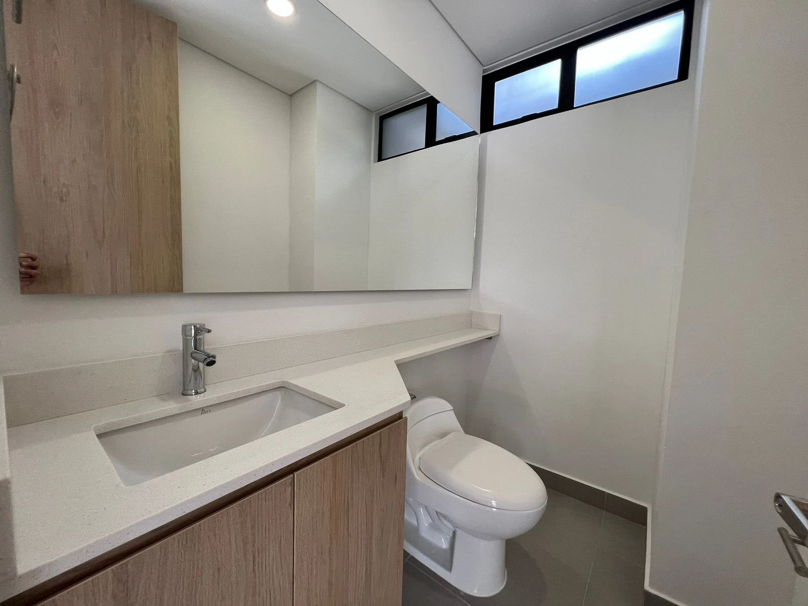 ARRIENDO APARTAMENTO EN EL POBLADO