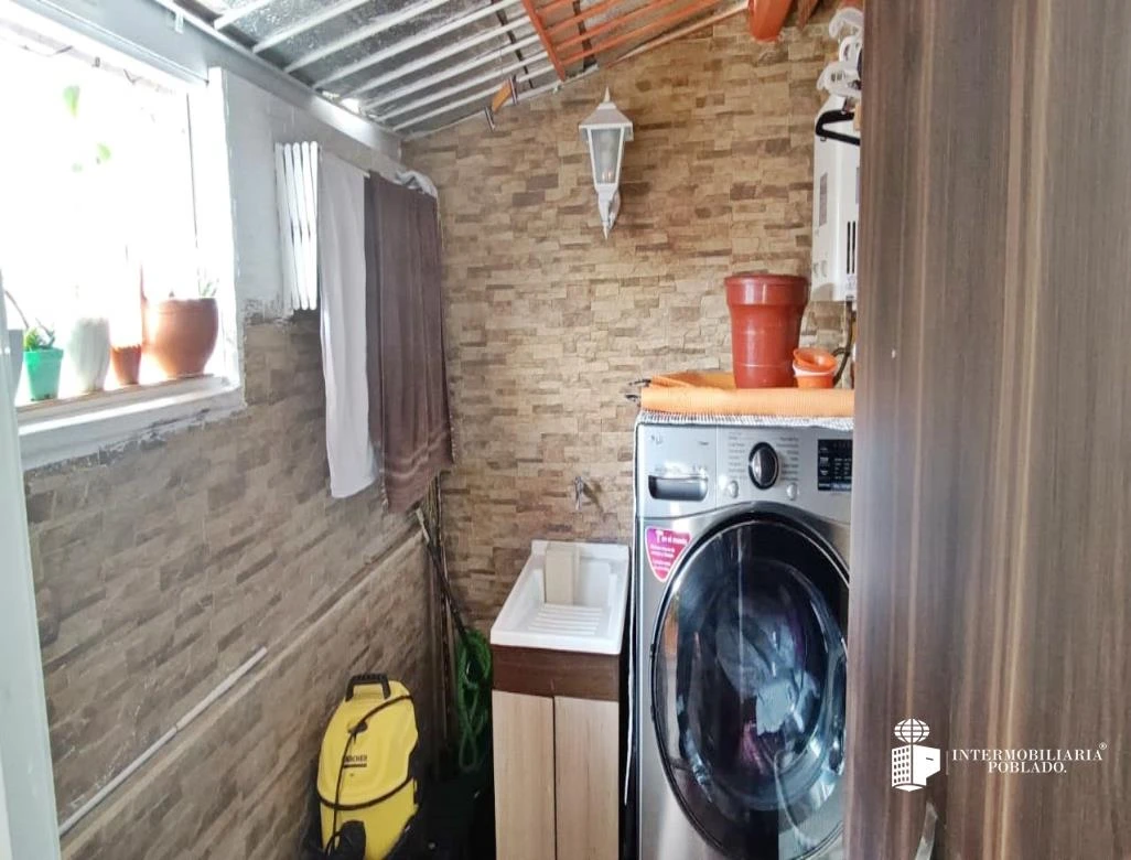 Apartamento en Venta La playa Medellin