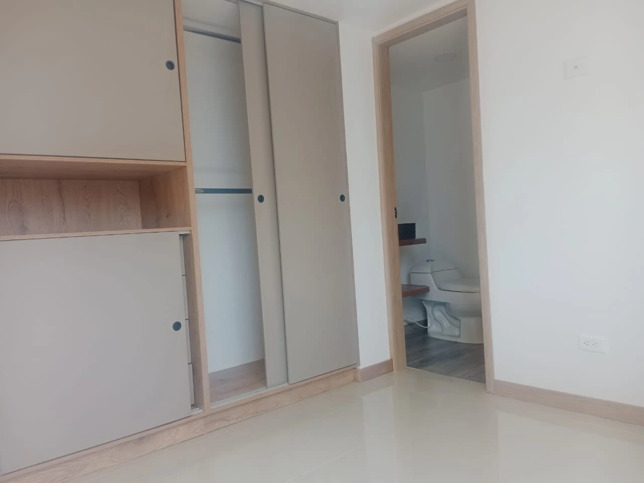 ARRIENDO APARTAMENTO EN SABANETA 