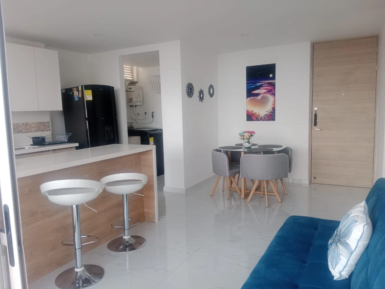 ARRIENDO APARTAMENTO AMOBLADO EN ENVIGADO