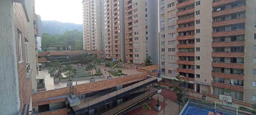 Se Arrienda apartamento en sector los puertos cerca al hospital mental