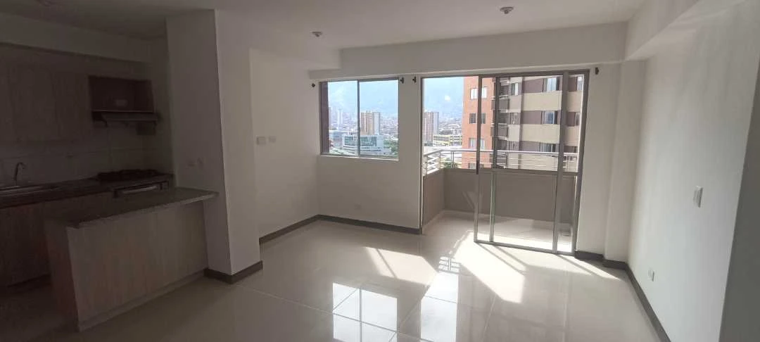 Se Arrienda apartamento sector niquia al frente de la estación metro
