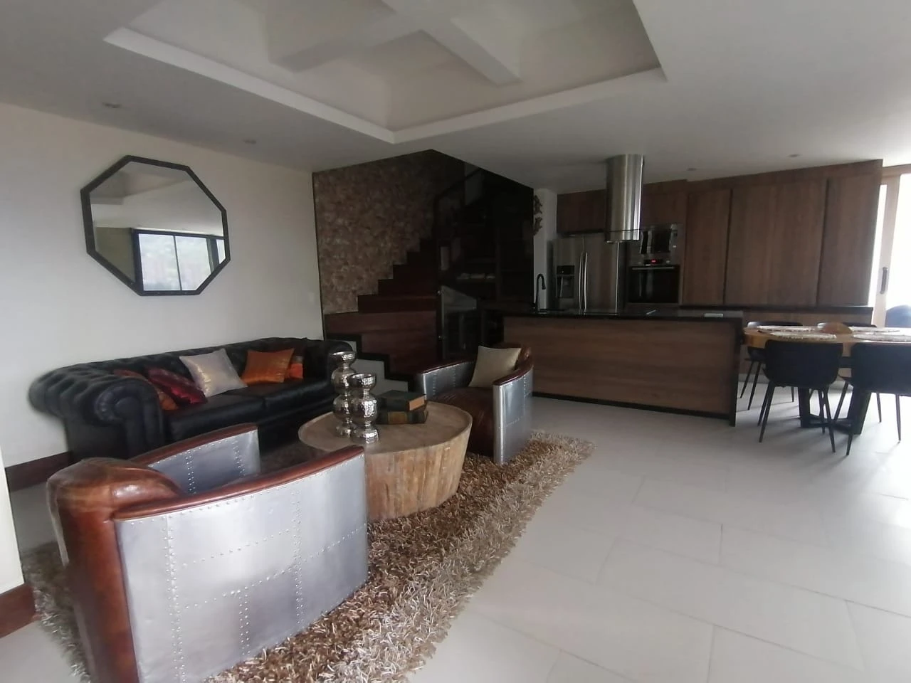 Apartamento en Arriendo Duplex amoblado, sector Poblado.