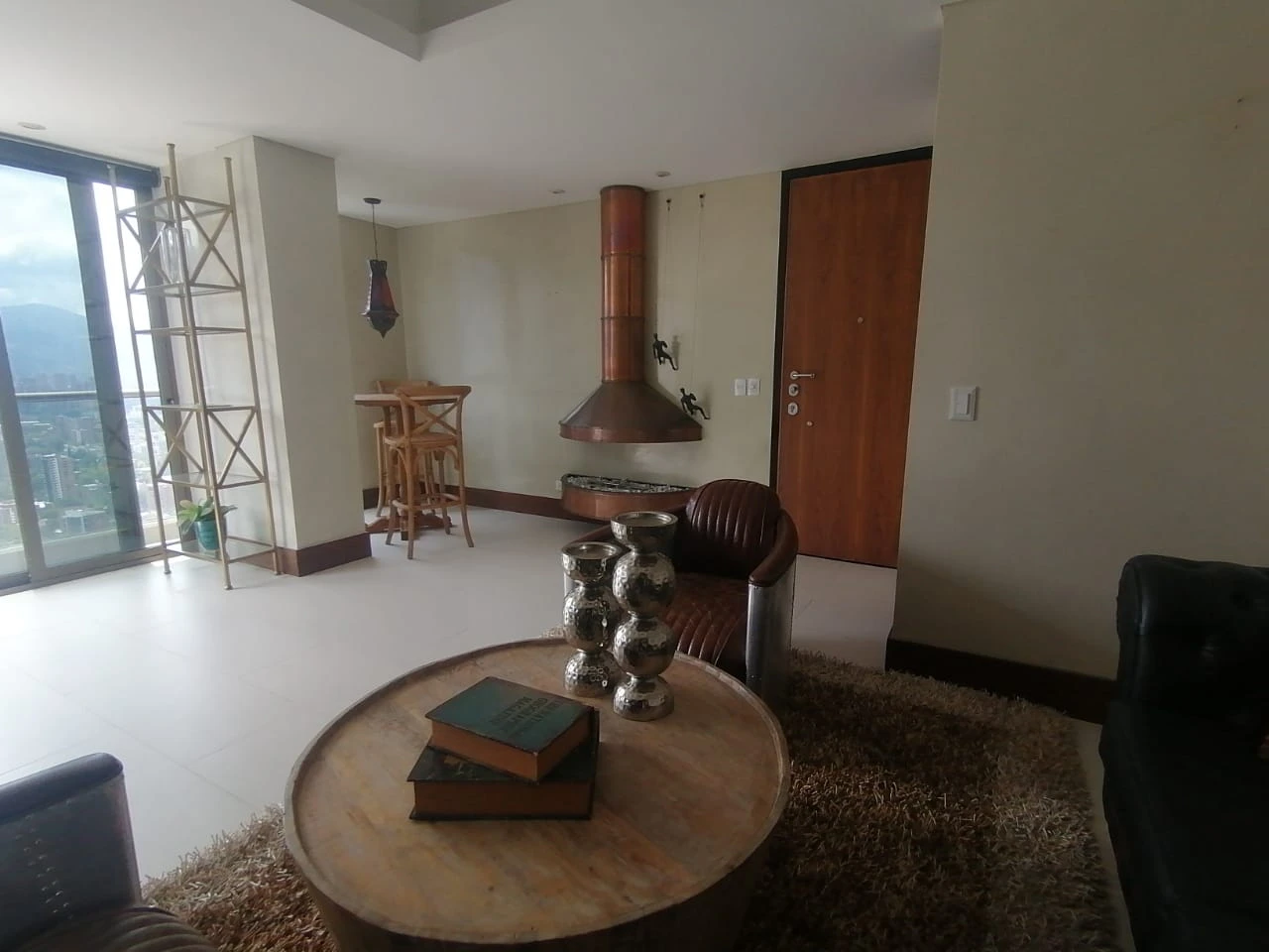 Apartamento en Arriendo Duplex amoblado, sector Poblado.