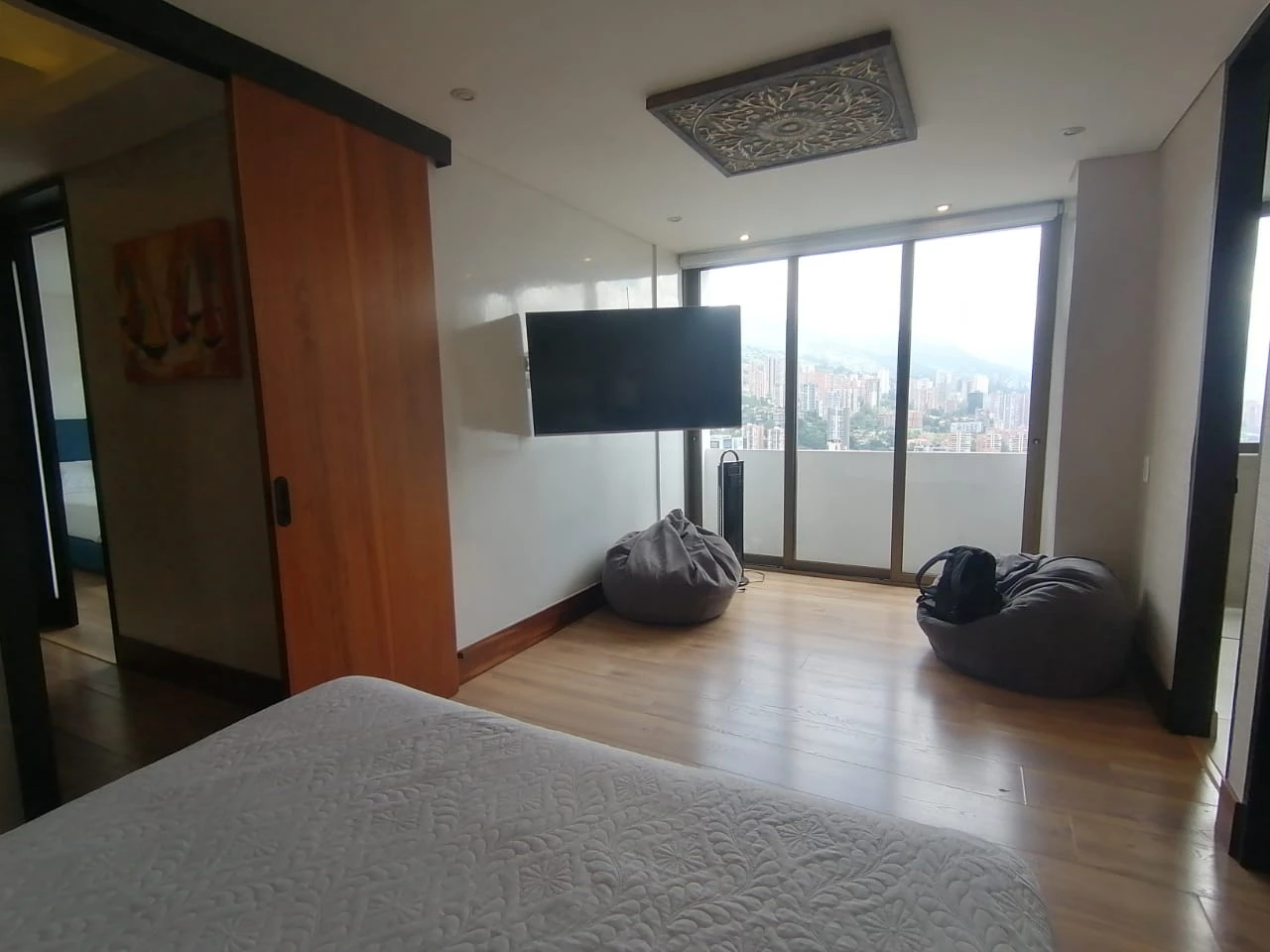 Apartamento en Arriendo Duplex amoblado, sector Poblado.