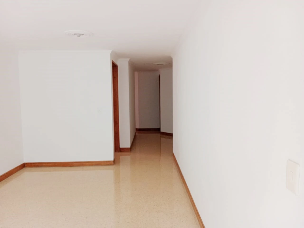 ARRIENDO APARTAMENTO EN EVIGADO 