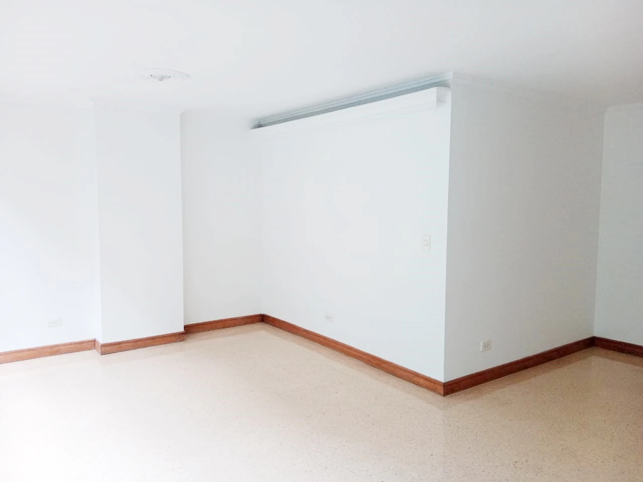 ARRIENDO APARTAMENTO EN EVIGADO 