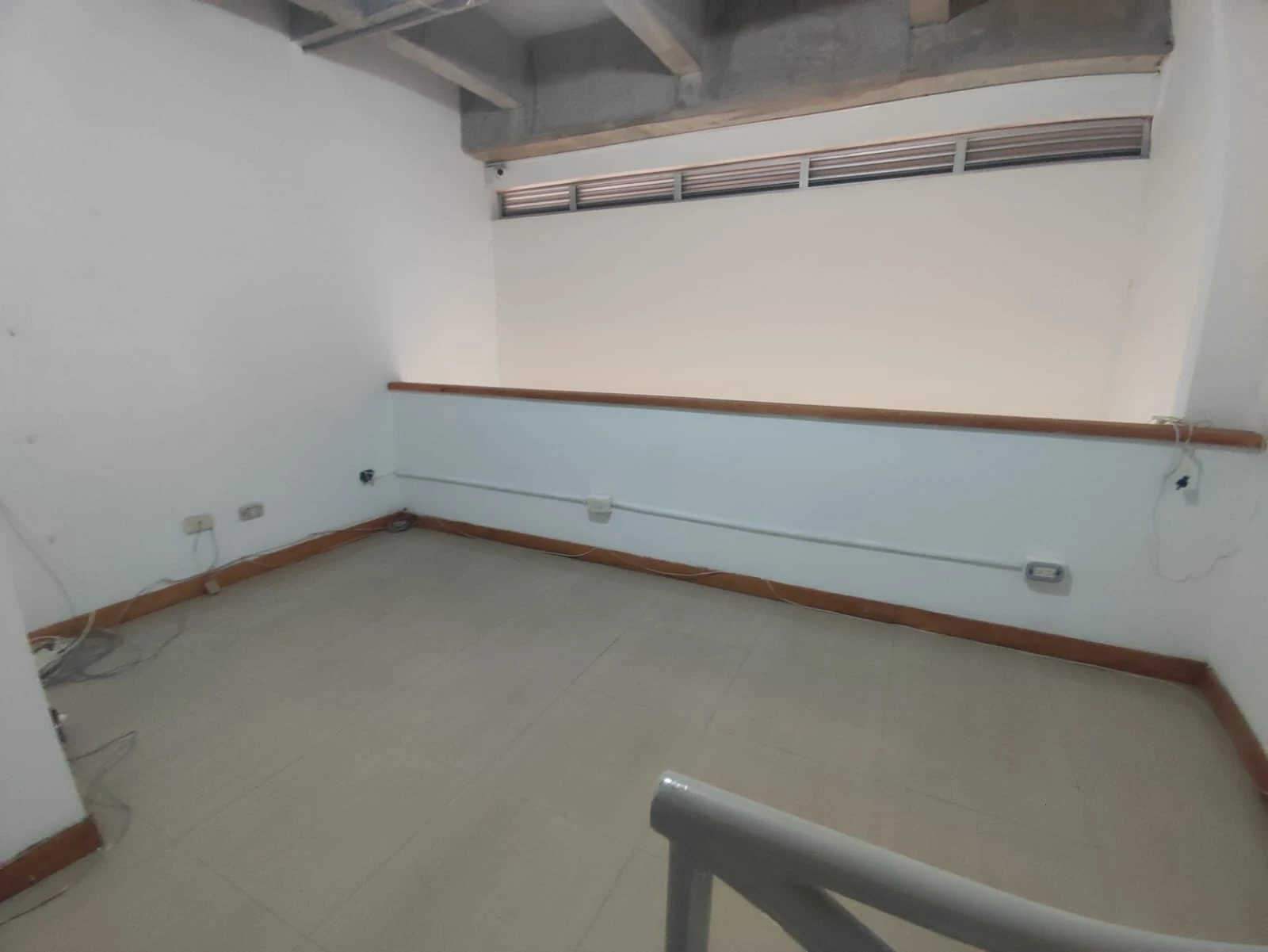 LOCAL EN ARRIENDO COMPEX LLANOGRANDE - RIONEGRO 