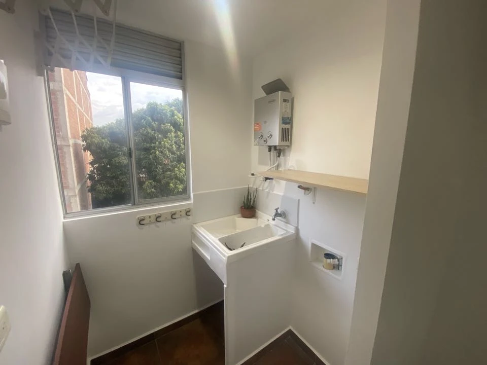 Apartamento en arriendo sector cabañas