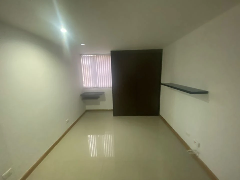 Apartamento en arriendo sector cabañas
