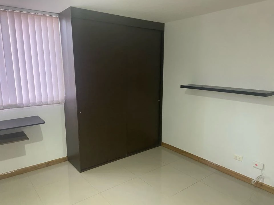 Apartamento en arriendo sector cabañas