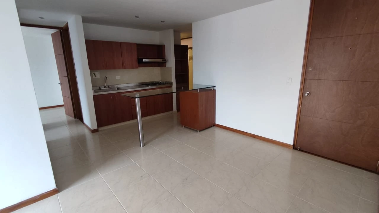 Apartamento en Arriendo sector loma del encierrro