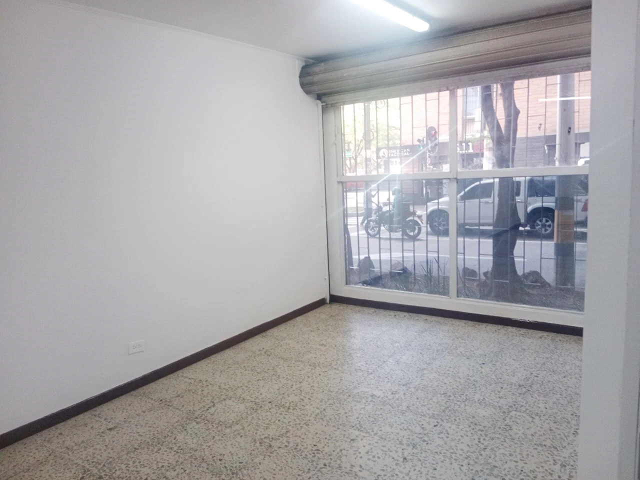 LOCAL COMERCIAL  EN ARRIENDO SECTOR ESTADIO