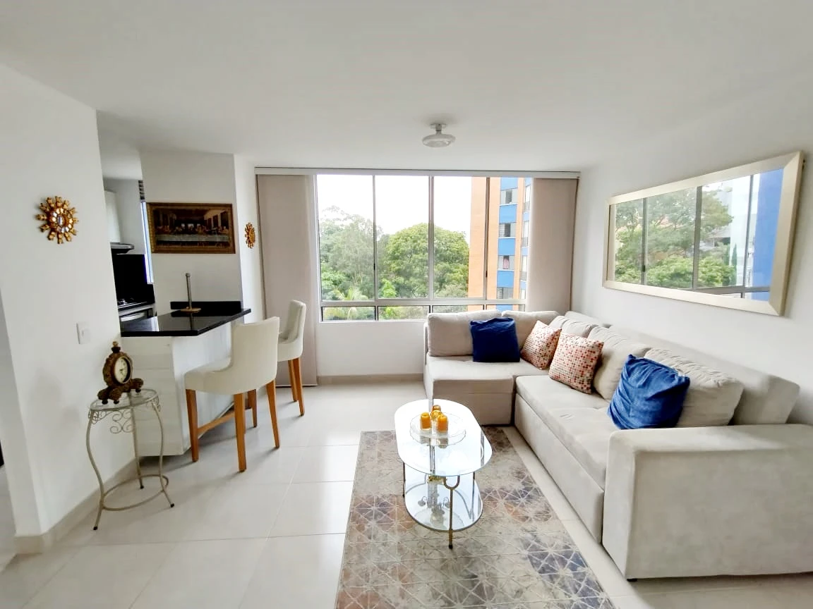Apartamento amoblado en arriendo sector Manila 