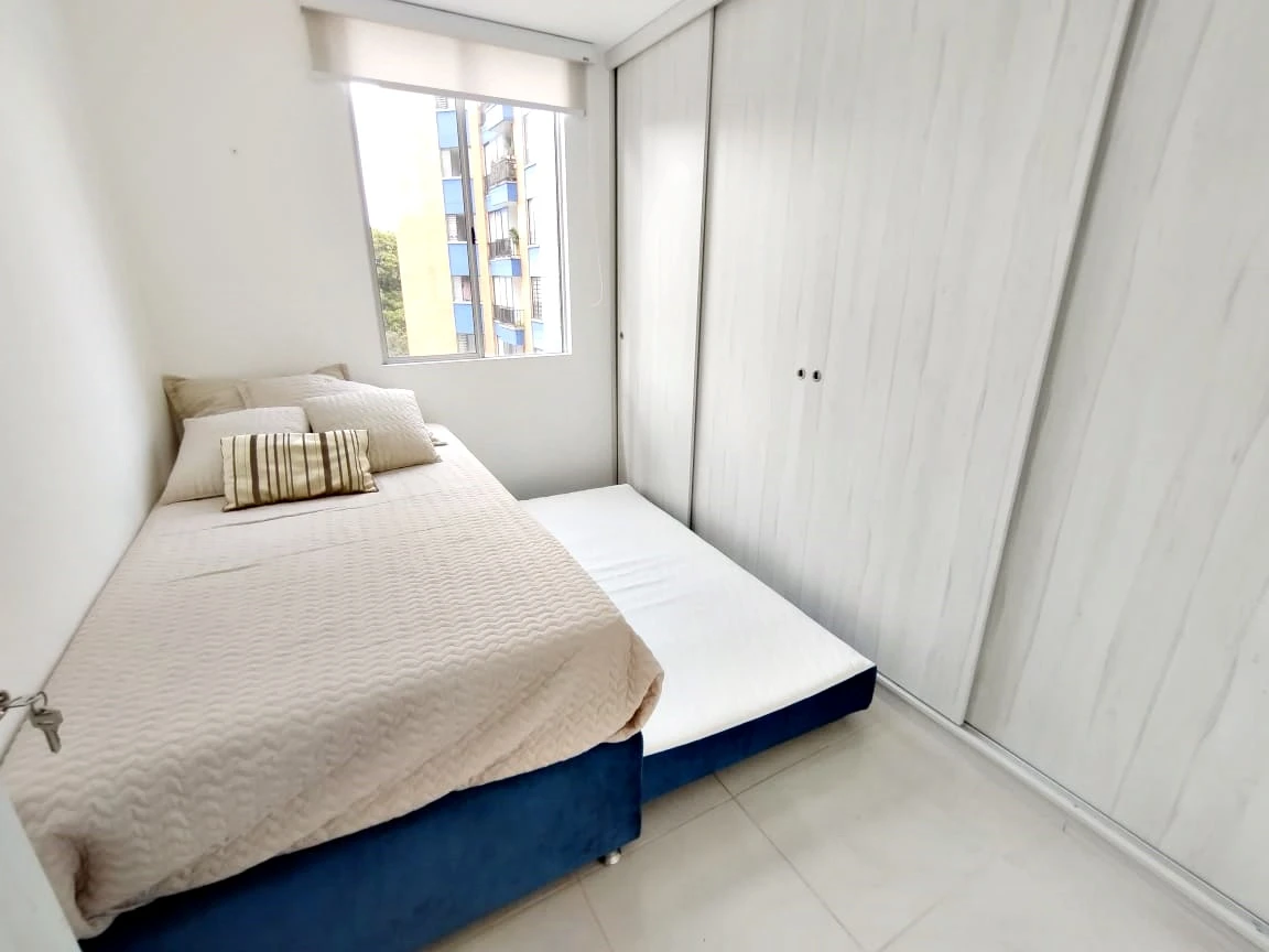 Apartamento amoblado en arriendo sector Manila 