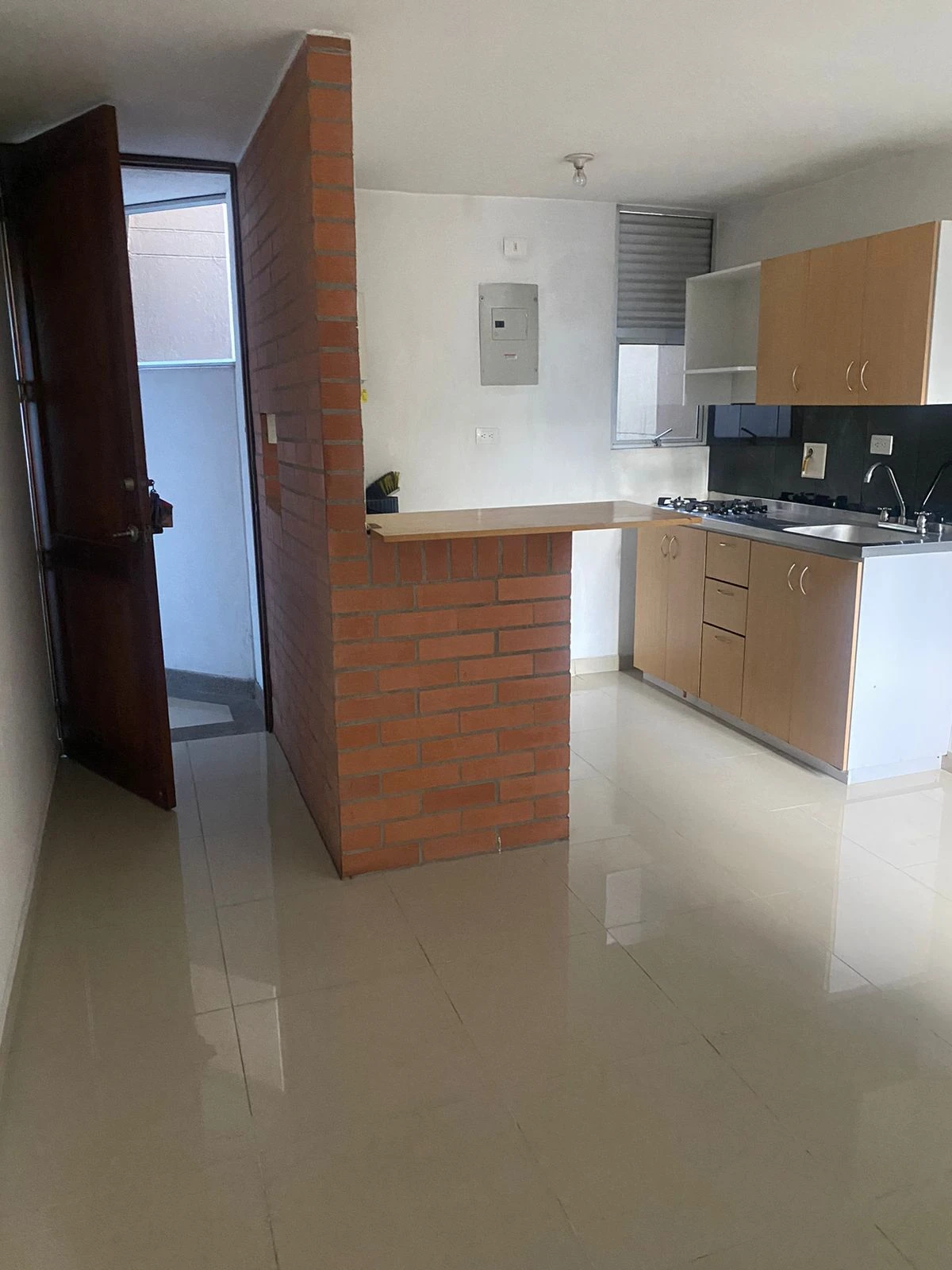 Apartaestudio  en  Venta avenida la playa Medellin 
