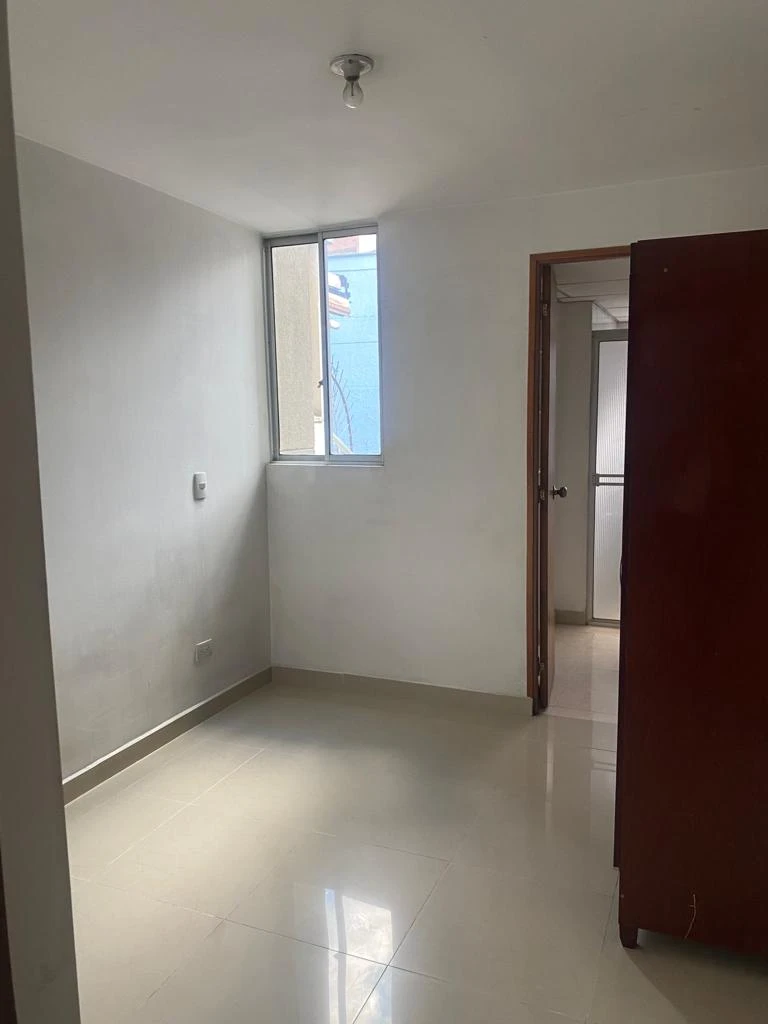 Apartaestudio  en  Venta avenida la playa Medellin 