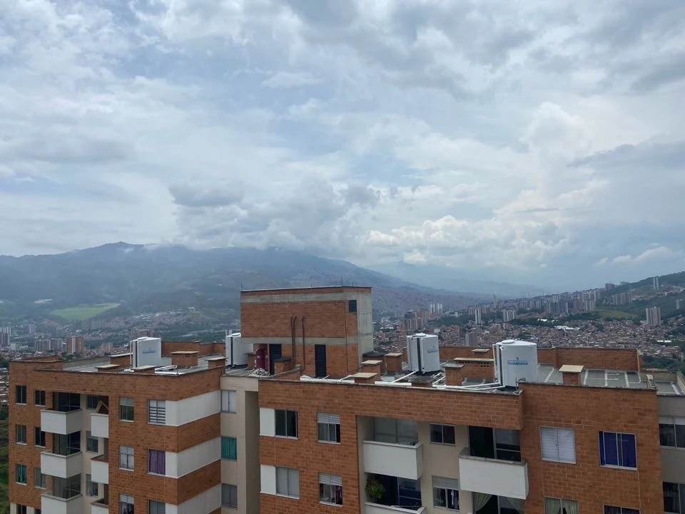 Apartamento en arriendo sector Cerros de Avellaneda