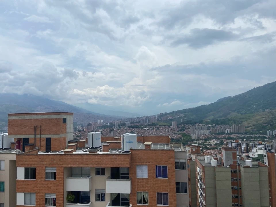 Apartamento en arriendo sector Cerros de Avellaneda