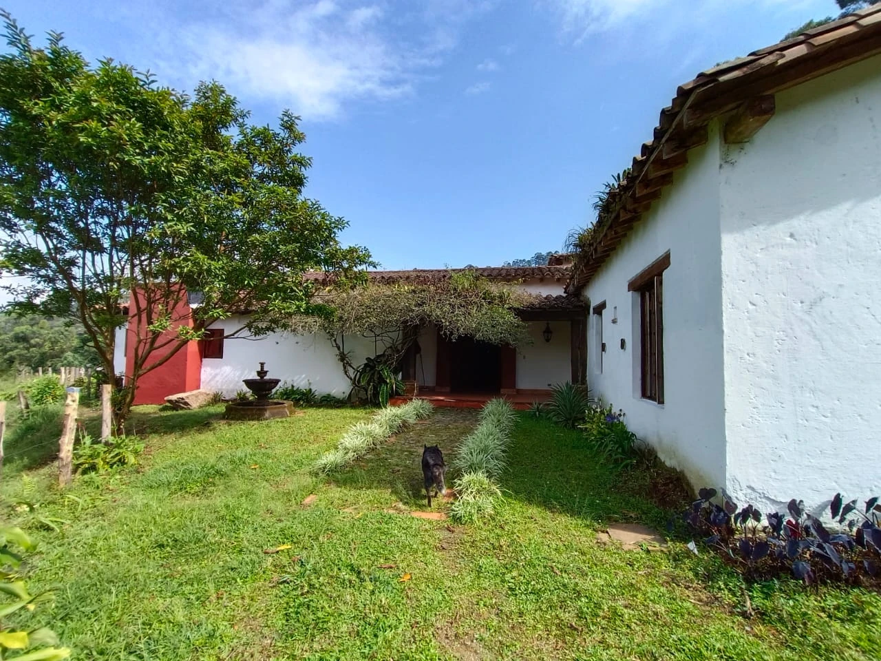 CASA CAMPESTRE VEREDA SAN ISIDRO LA ESTRELLA 
