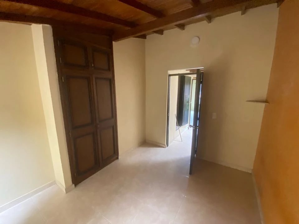 Casa en arriendo sector Gratamira