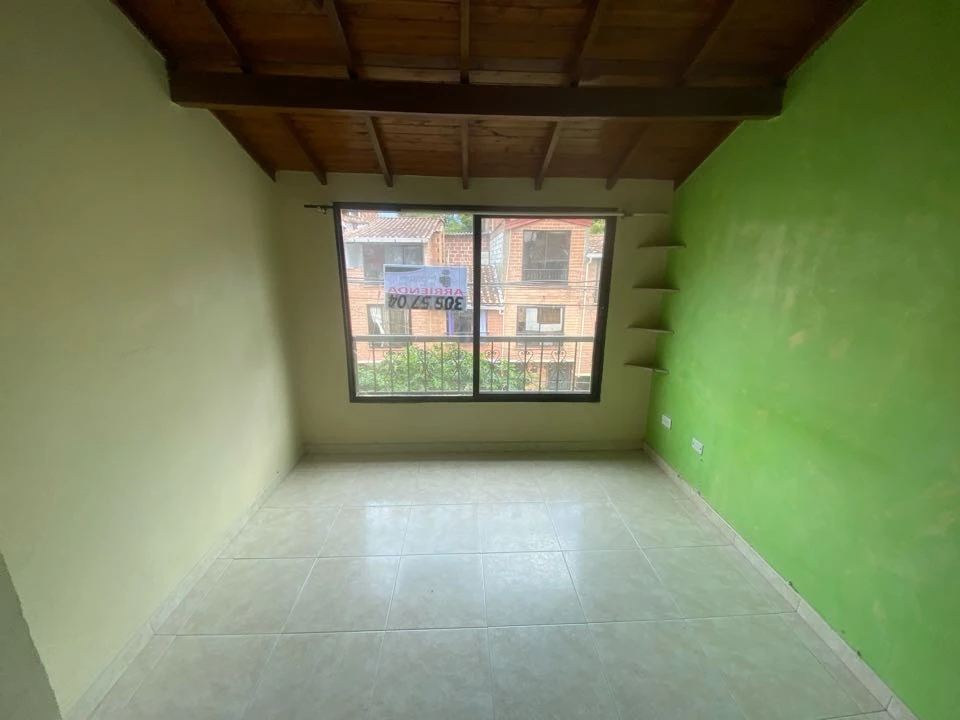 Casa en arriendo sector Gratamira