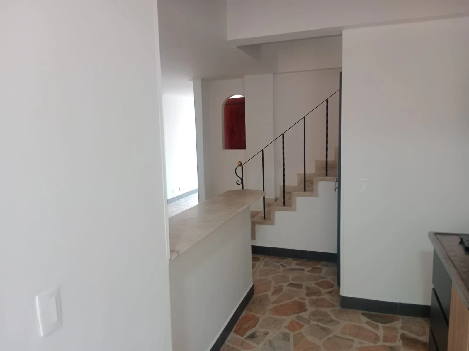 ARRIENDO PENT HOUSE EN LAURELES