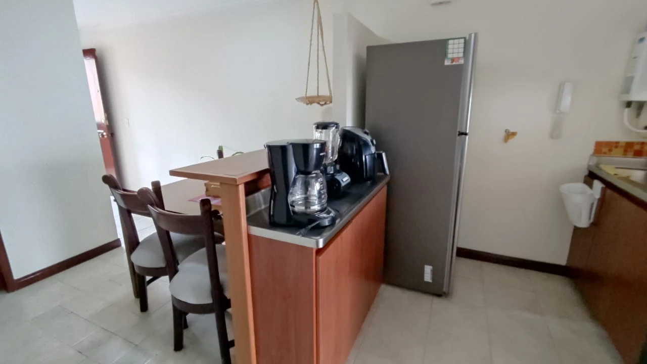 Apartamento  Amoblado en Arriendo sector loma del indio 
