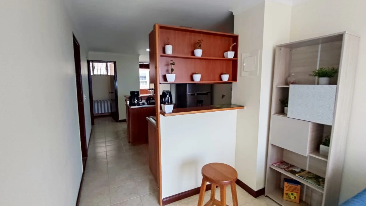 Apartamento  Amoblado en Arriendo sector loma del indio 