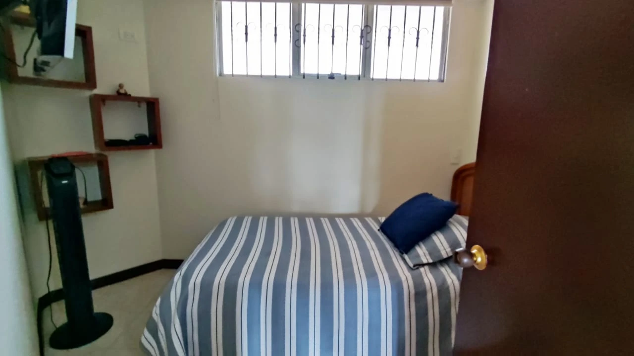 Apartamento  Amoblado en Arriendo sector loma del indio 
