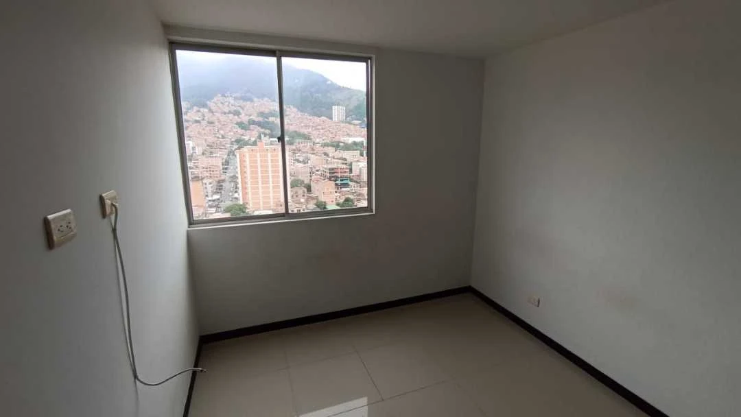 Se Arrienda apartamento en niquia