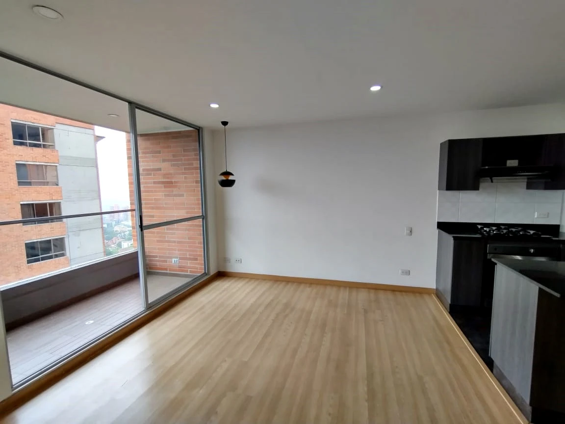 Apartaestudio en arriendo sector Loma de los González 