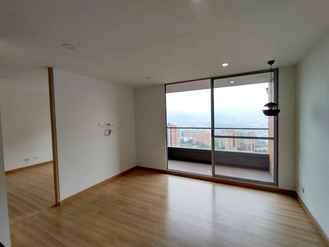Apartaestudio en arriendo sector Loma de los González 