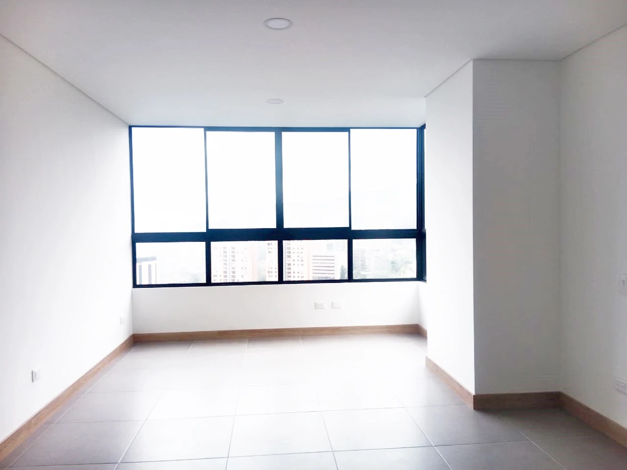 ARRIENDO APARTAMENTO EN EL POBLADO