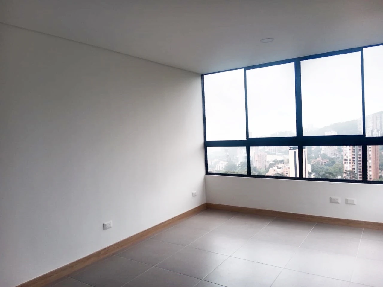 ARRIENDO APARTAMENTO EN EL POBLADO