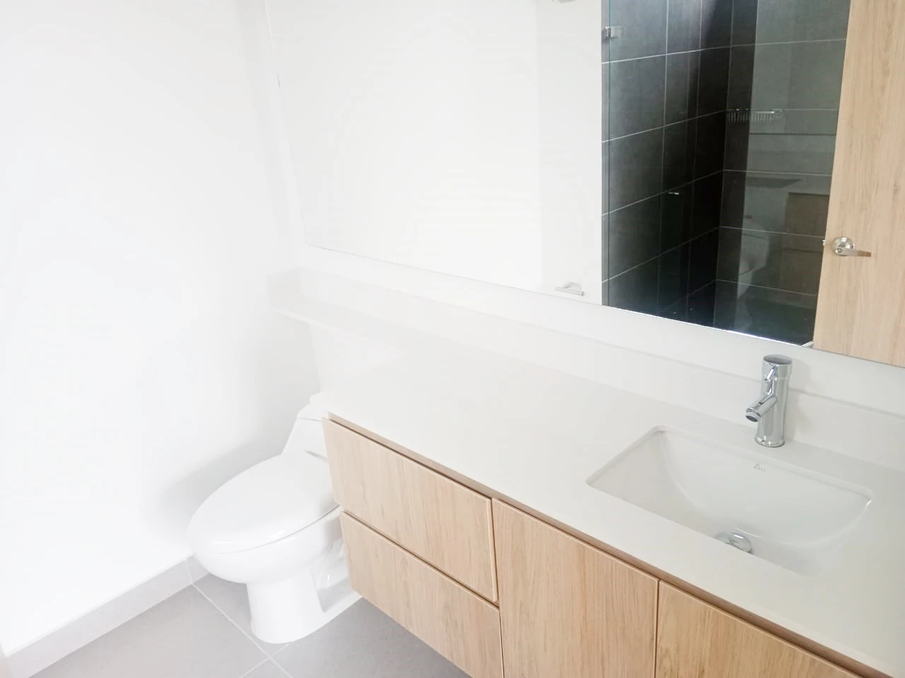 ARRIENDO APARTAMENTO EN EL POBLADO