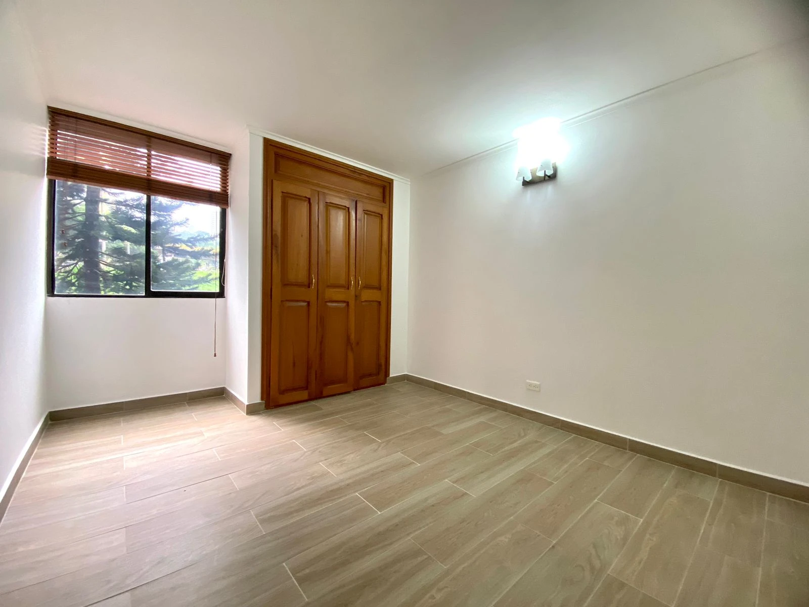 ARRIENDO APARTAMENTO EN EL POBLADO