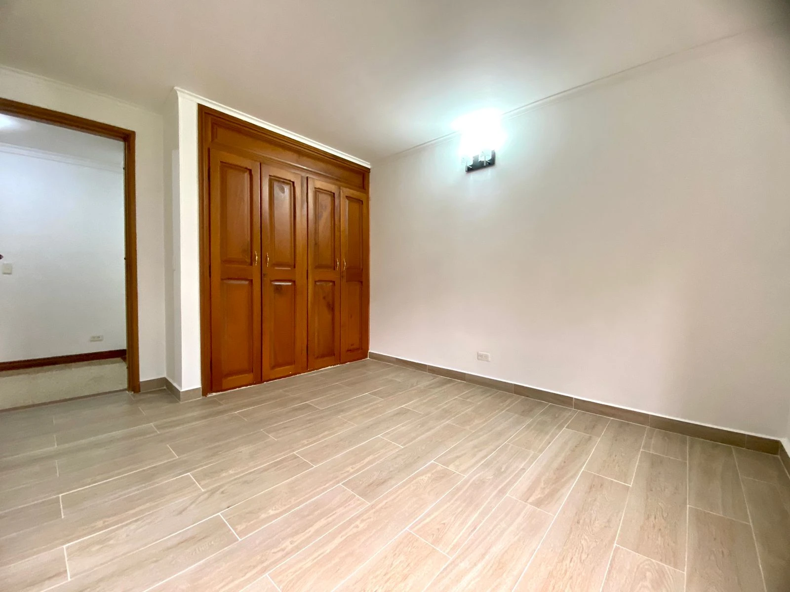 ARRIENDO APARTAMENTO EN EL POBLADO