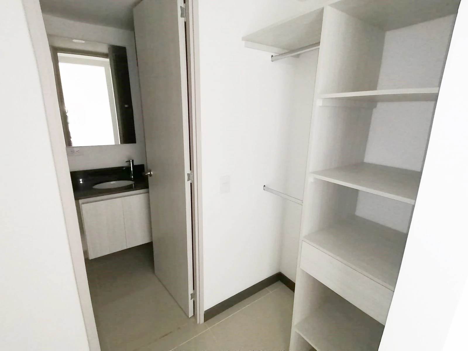 Apartamento en Arriendo Las Lomitas Sabaneta