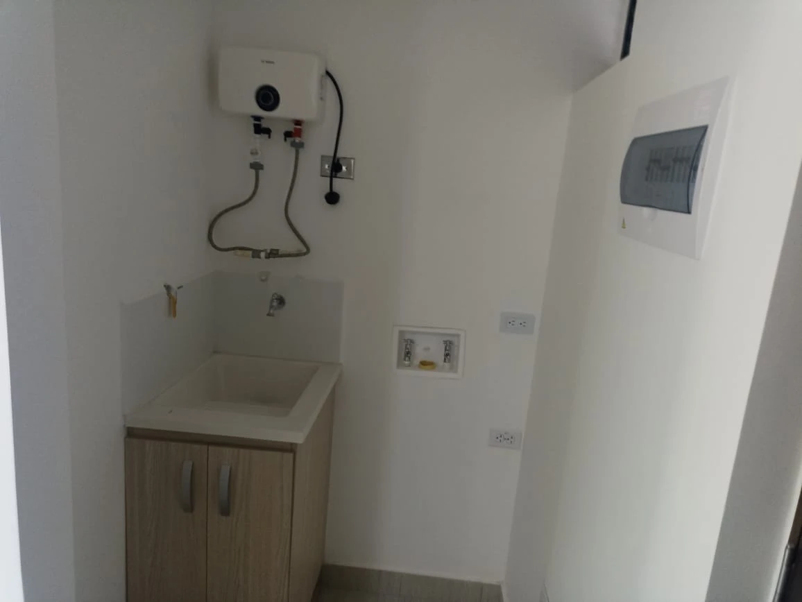 apartamento en arriendo el retiro 