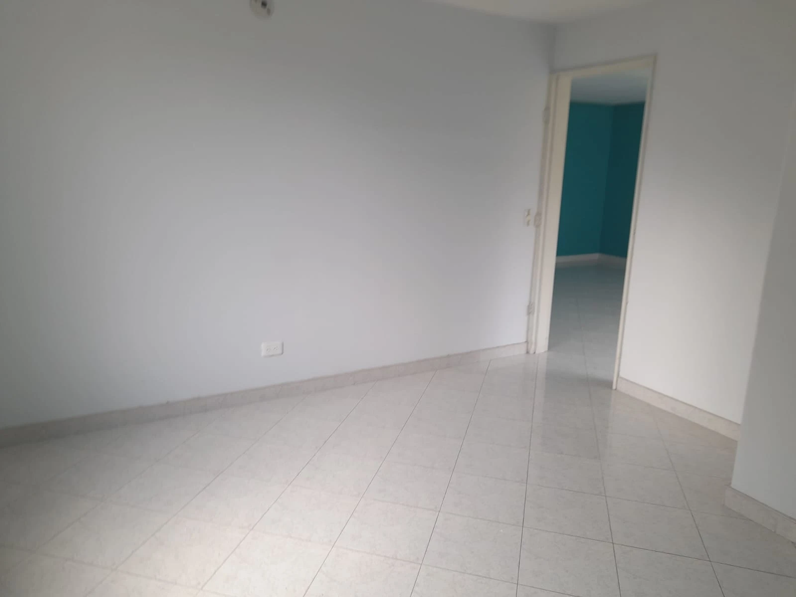 Apartamento en Arriendo en  Robledo Pilarica