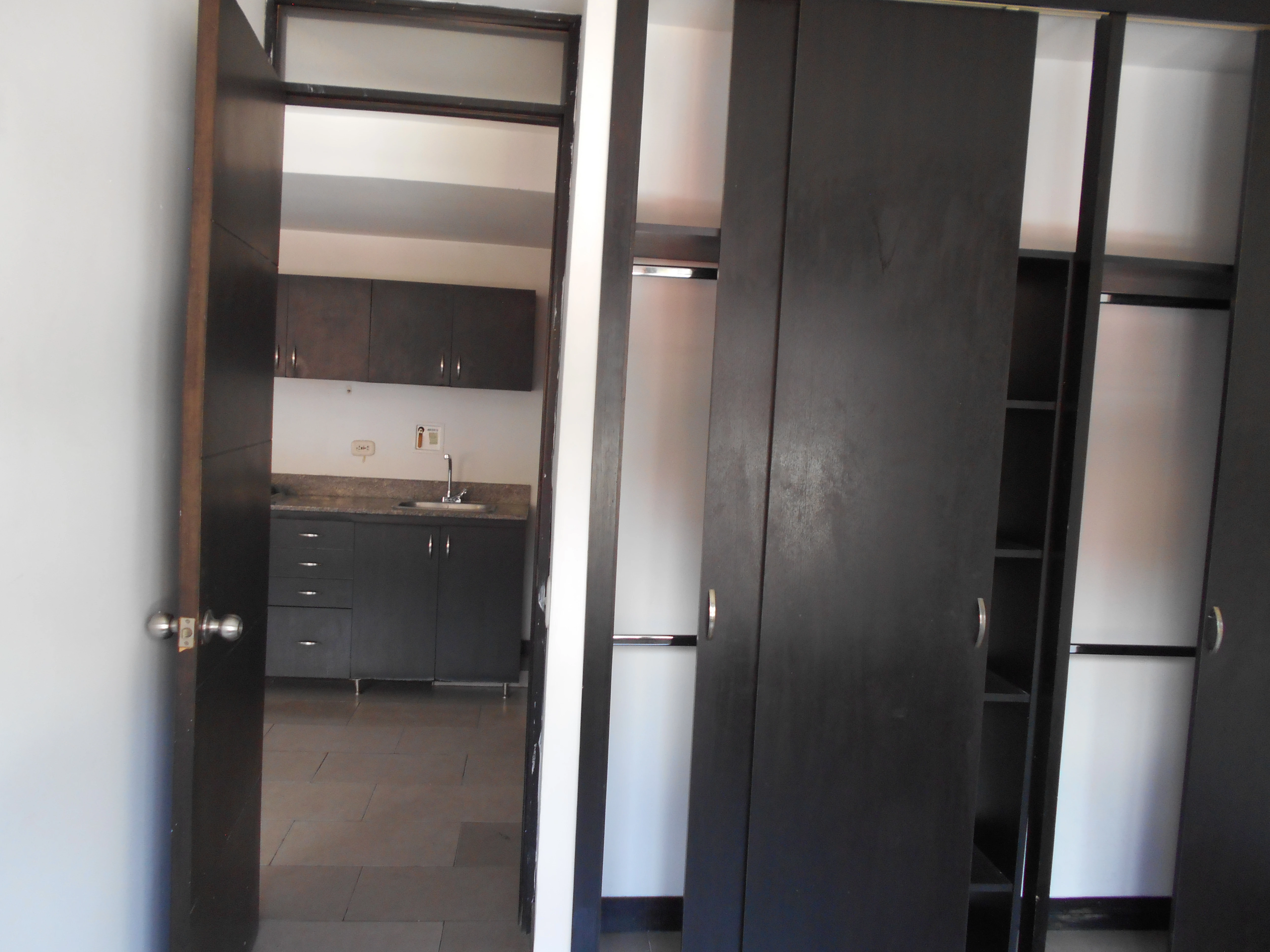 Aparta estudio en Arriendo sector mayorista itagui