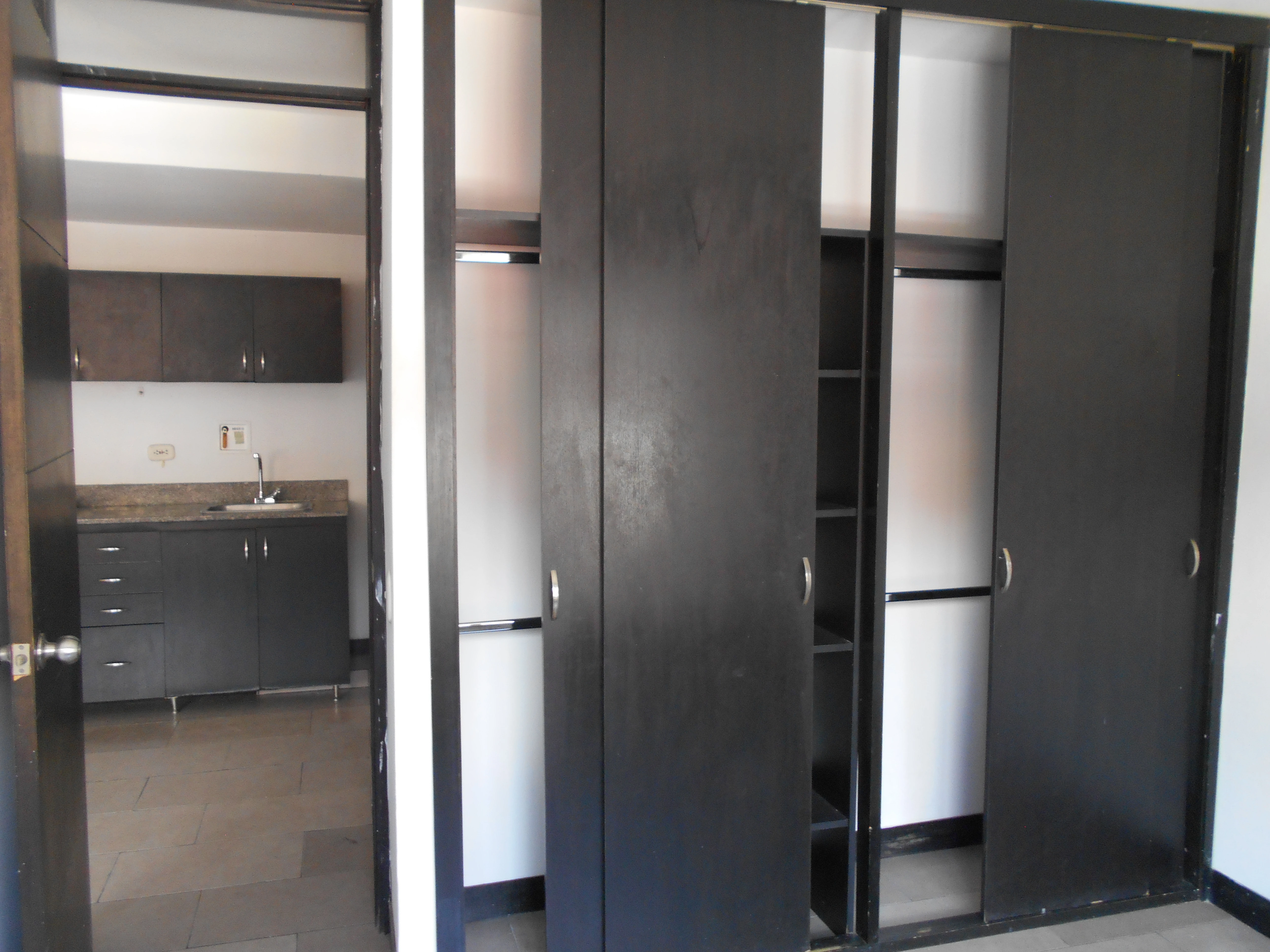 Aparta estudio en Arriendo sector mayorista itagui