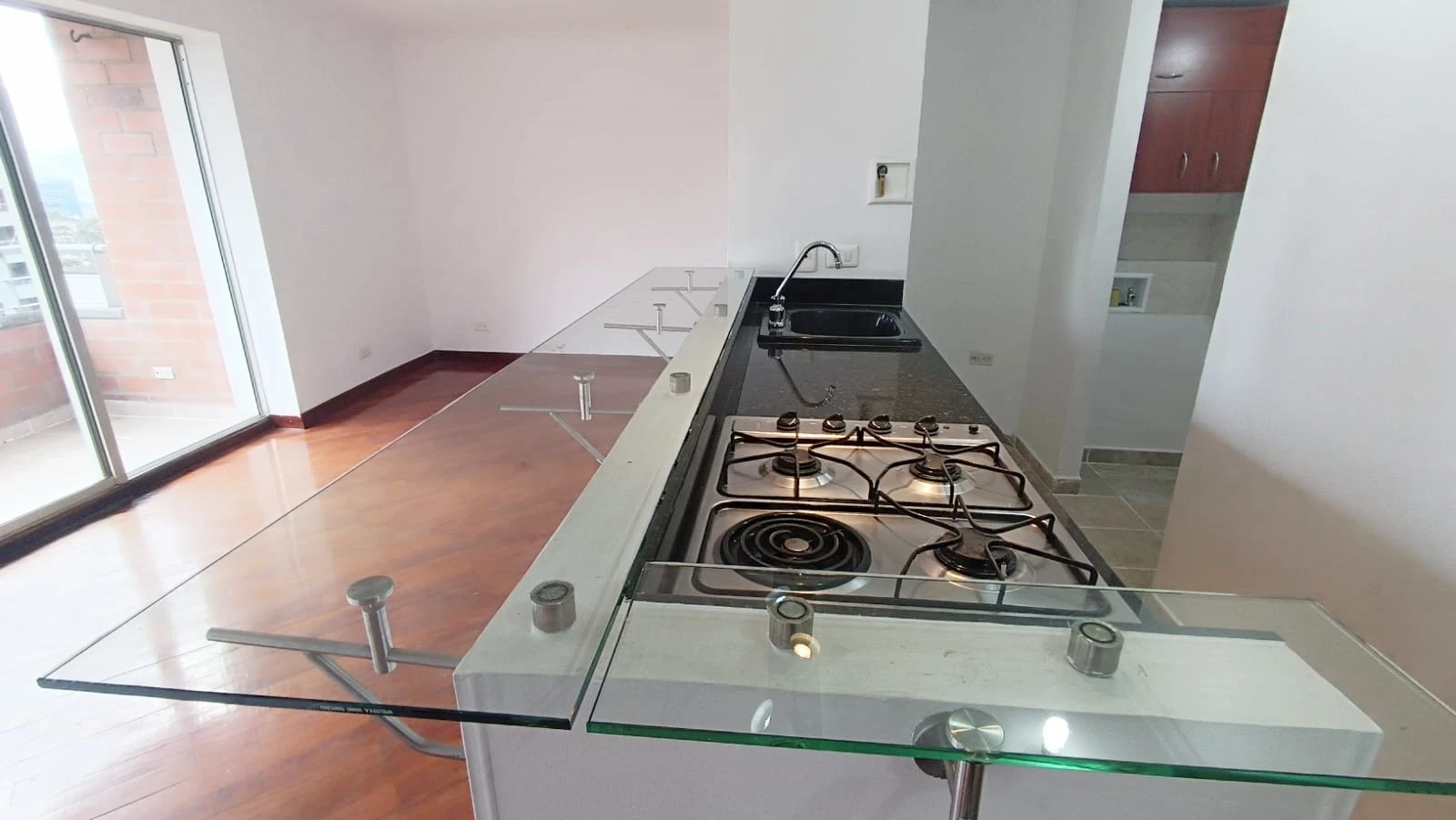 Apartaestudio en Arriendo Las Lomas Medellin