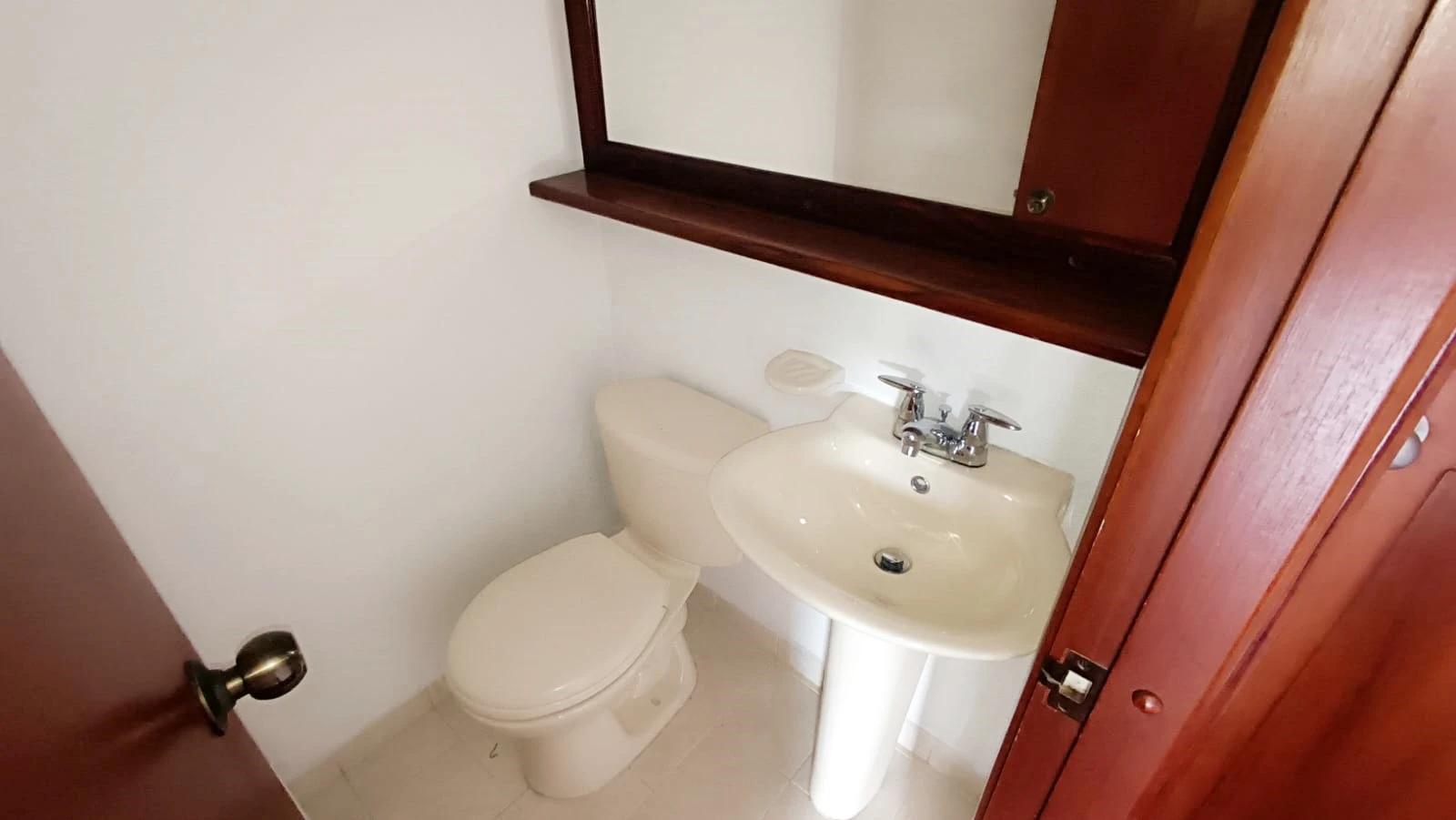 Apartaestudio en Arriendo Las Lomas Medellin